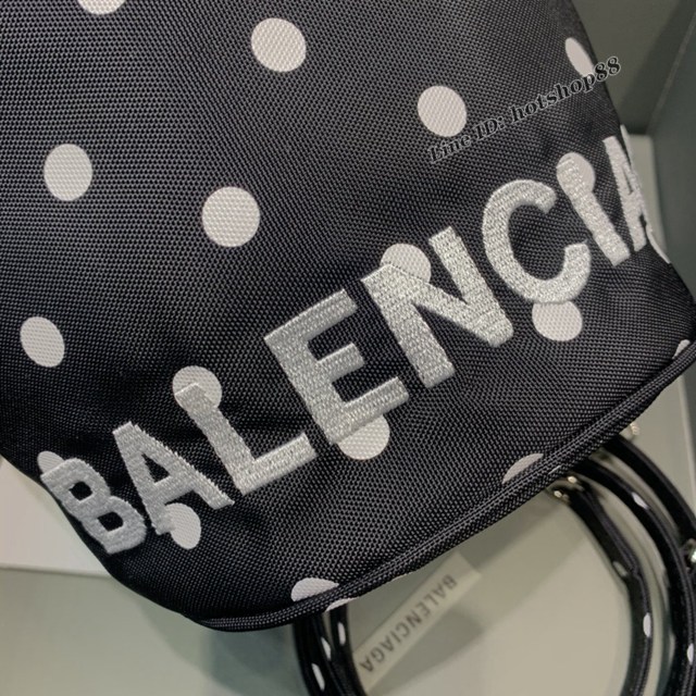 Balenciaga專櫃爆款Balen超輕水桶包 巴黎世家波點黑色帆布手提包 fyj1503